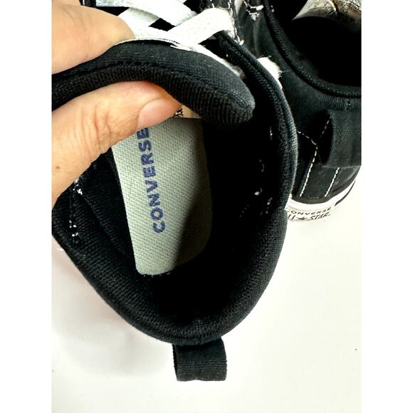 Converse Kids Chuck Taylor High Tops – Size 9 – Black Canvas Sneakers - Picture 7 of 9